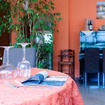 Cavalieri Del Tau Hotel