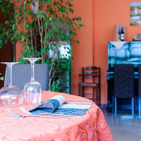 Cavalieri Del Tau Hotel