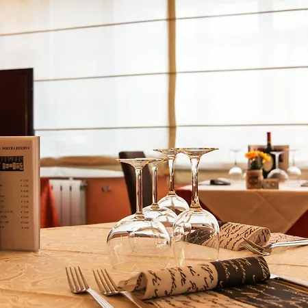 Hotel Cavalieri Del Tau